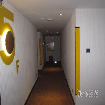 iU酒店(七天连锁黄冈麻城融辉步行街店)酒店提供图片