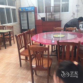 绥中德元农家院酒店提供图片