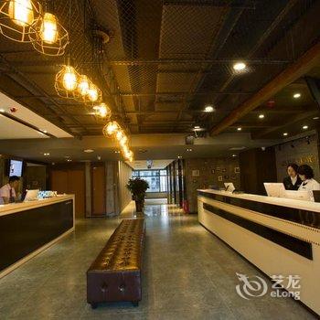 喆啡酒店(成都建设路东郊记忆广场店)酒店提供图片