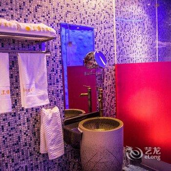 泸定烹壩十里香山景酒店酒店提供图片