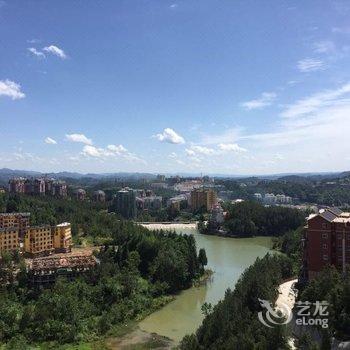 利川苏马荡游天下SKY逸清假日酒店酒店提供图片