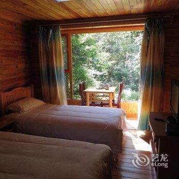 伊春市五营国家森林公园绿野仙居度假村酒店提供图片