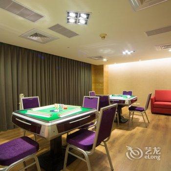 高雄哲园学产文教会馆酒店提供图片