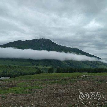 布尔津禾木幸福客栈酒店提供图片