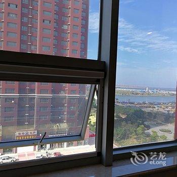 锦州大蟹天下海鲜自助假日酒店用户上传图片