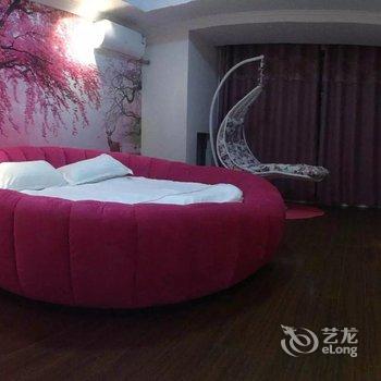 泰安桔子酒店公寓万达广场店酒店提供图片