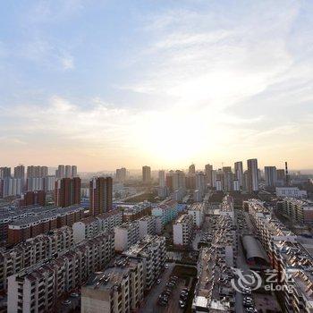 泰安桔子酒店公寓万达广场店酒店提供图片