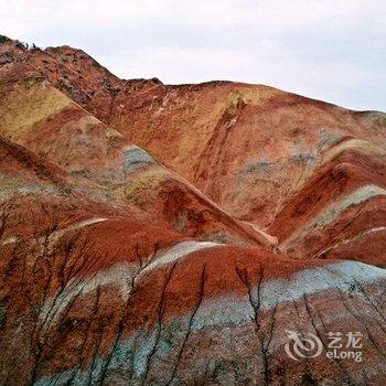 临泽七彩丹霞宇峰山庄酒店提供图片