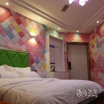 绵阳8090主题酒店式公寓酒店提供图片