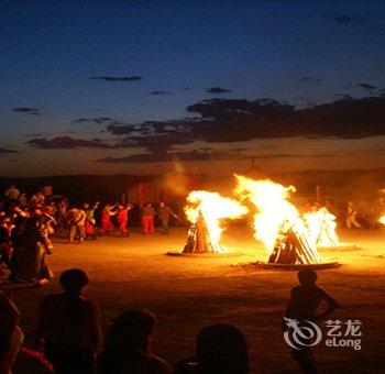 敦煌纳达达国际沙漠露营基地酒店提供图片