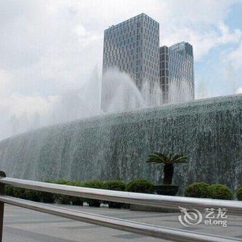 遇家精品酒店公寓(火车东站保利中汇店)酒店提供图片