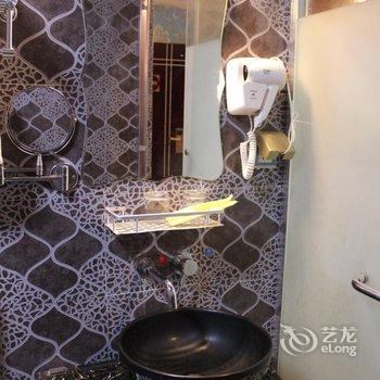 凤凰百花园临江主题客栈酒店提供图片