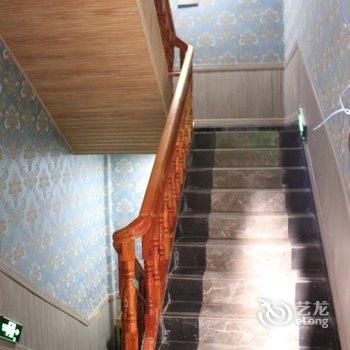 凤凰百花园临江主题客栈酒店提供图片
