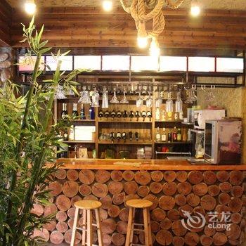 凤凰百花园临江主题客栈酒店提供图片