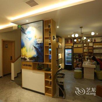 张家界简悦创想酒店(火车站天门山店)酒店提供图片