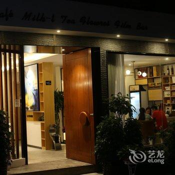 张家界简悦创想酒店(火车站天门山店)酒店提供图片