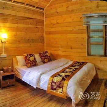 清远峰林墨客人文住宿酒店提供图片