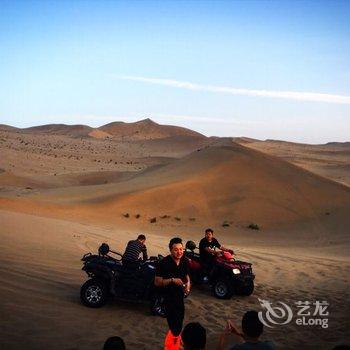 敦煌鸣沙山户外露营基地酒店提供图片