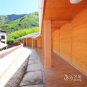 九寨沟雪山人家客栈酒店提供图片