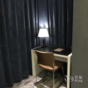 兰州西站乐谷臻品酒店式主题公寓酒店提供图片