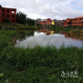 丘北避暑山庄酒店提供图片