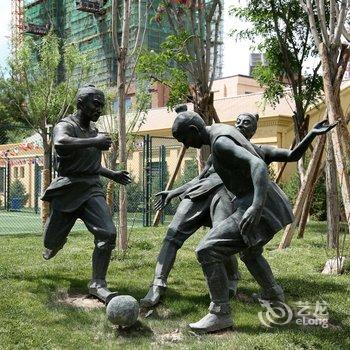 张掖七彩丹霞国际青年旅舍酒店提供图片