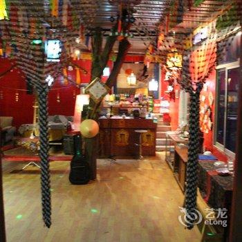 张掖七彩丹霞国际青年旅舍酒店提供图片