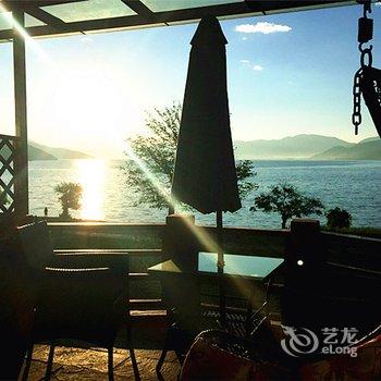 泸沽湖云旅观湖客栈酒店提供图片