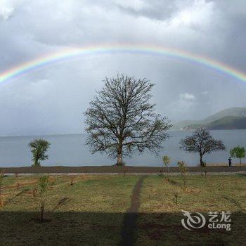 泸沽湖云旅观湖客栈酒店提供图片