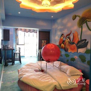 西安钟楼浅时光情侣情趣主题酒店(通化门地铁站店)酒店提供图片