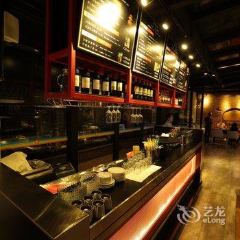 柏曼酒店(昆明长水国际机场店)酒店提供图片