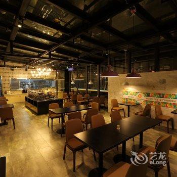 柏曼酒店(昆明长水国际机场店)酒店提供图片