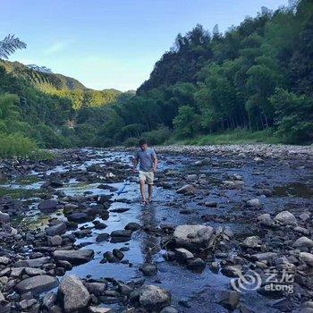 泾县月亮湾归园田居山庄酒店提供图片