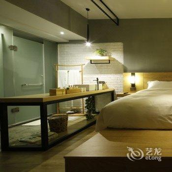 重庆的米空间酒店(观音桥北滨路鎏嘉码头店)酒店提供图片