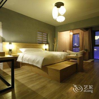 重庆的米空间酒店(观音桥北滨路鎏嘉码头店)酒店提供图片