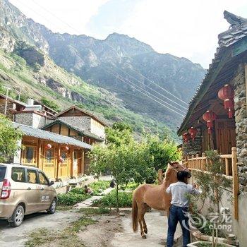 香格里拉虎跳峡镇古道核桃園青年旅社酒店提供图片