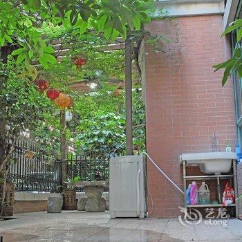 深圳小花之家民宿(大芬店)酒店提供图片