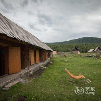 布尔津很多人青年客栈酒店提供图片