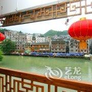 凤凰清波楼客栈酒店提供图片