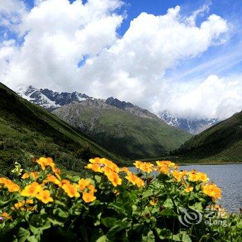 四姑娘山圣地映像精品主题酒店酒店提供图片