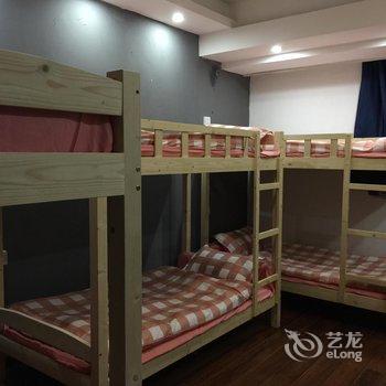重庆关一零的青旅酒店提供图片