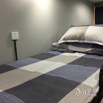 重庆关一零的青旅酒店提供图片