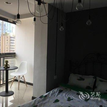 重庆关一零的青旅酒店提供图片