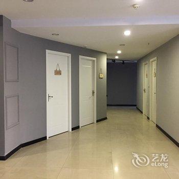 重庆关一零的青旅酒店提供图片