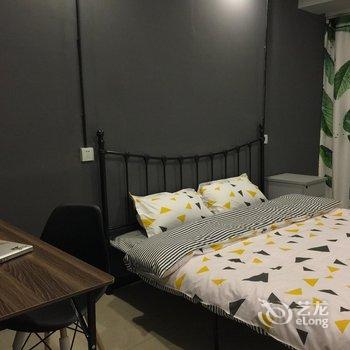 重庆关一零的青旅酒店提供图片