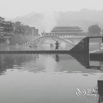 凤凰烟雨亭江景客栈用户上传图片