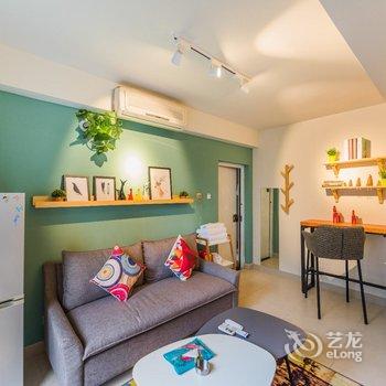 斑斓家民宿(成都春熙路太古里店)酒店提供图片