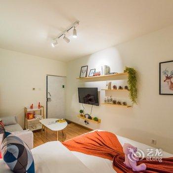 斑斓家民宿(成都春熙路太古里店)酒店提供图片