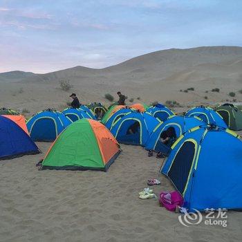 敦煌沙娃地咖潮玩户外露营俱乐部酒店提供图片