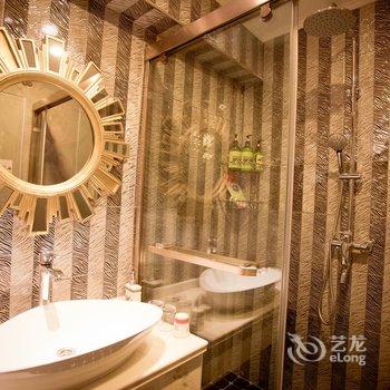 西安钟楼浅时光情侣情趣主题酒店(通化门地铁站店)酒店提供图片